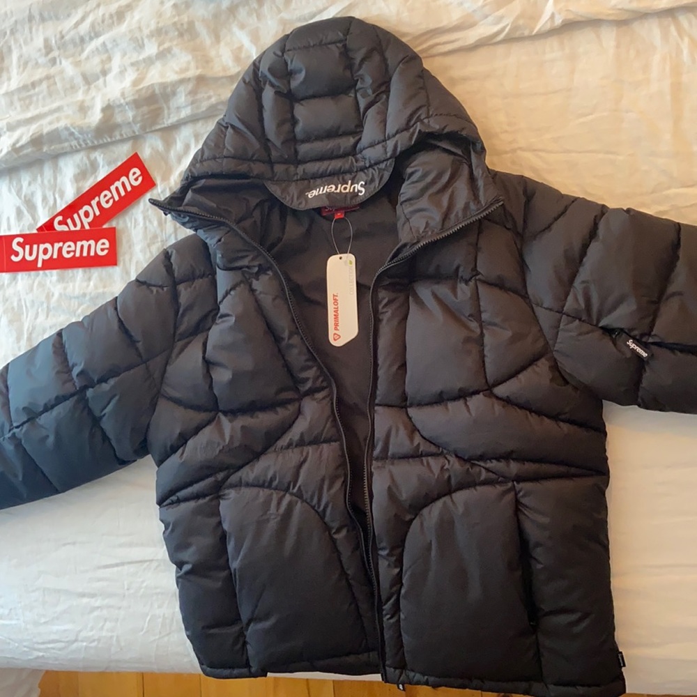 SOLD! - NWT Supreme down jacket collection f/w 2021